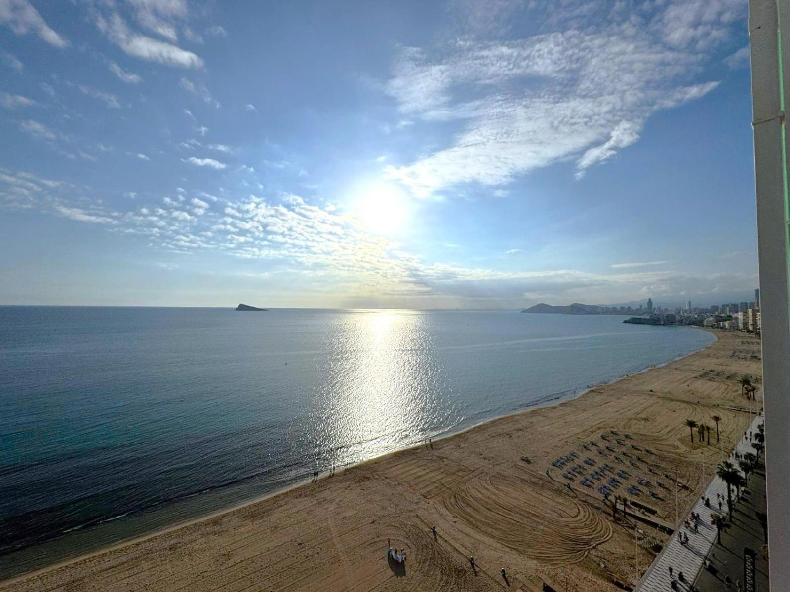 Las Damas Benidorm Exterior photo