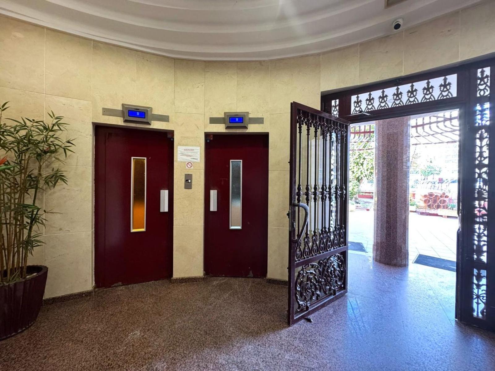 Las Damas Benidorm Exterior photo